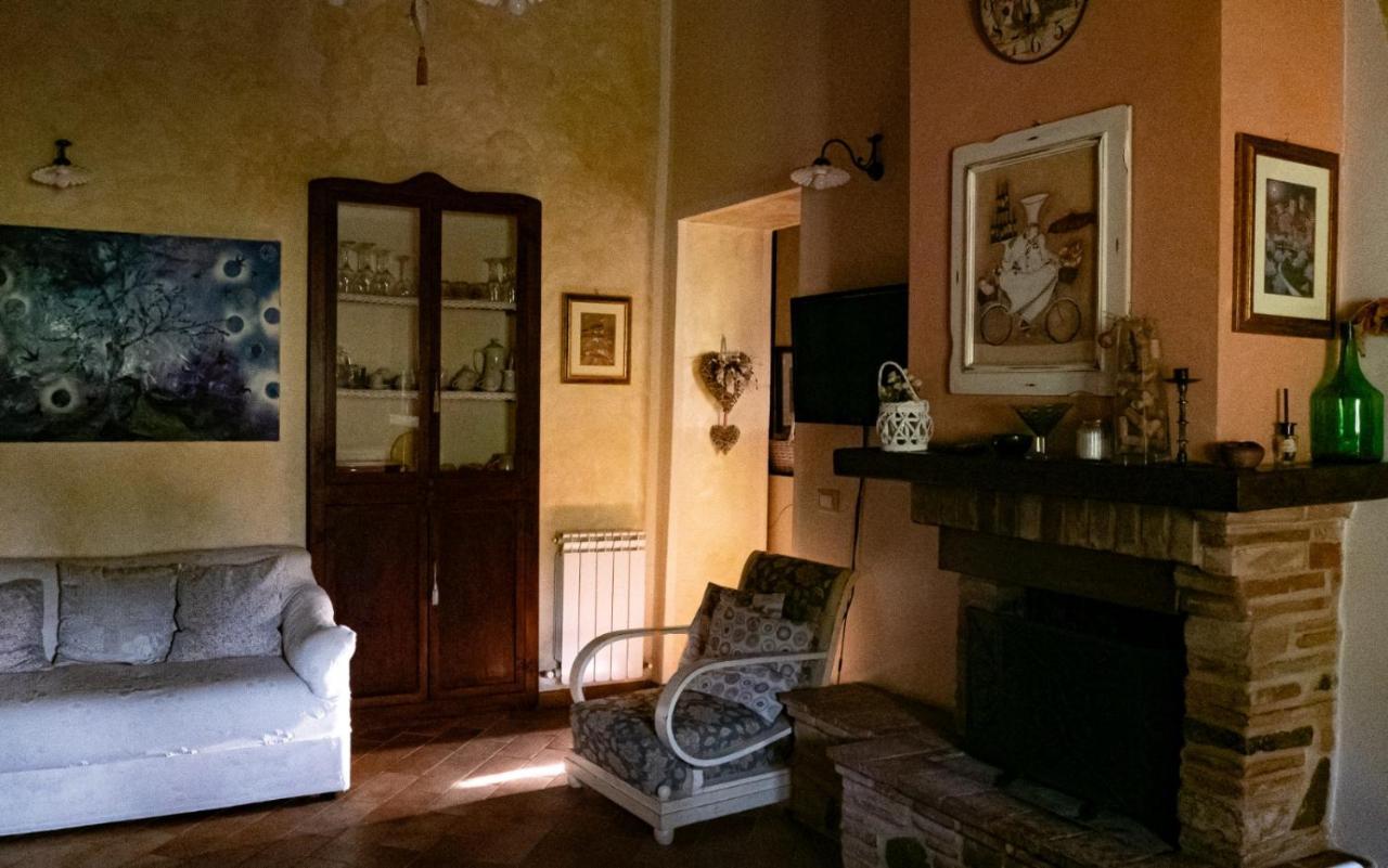Il Casale Di Fiore Cannara Exterior foto