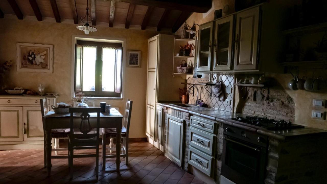 Il Casale Di Fiore Cannara Exterior foto