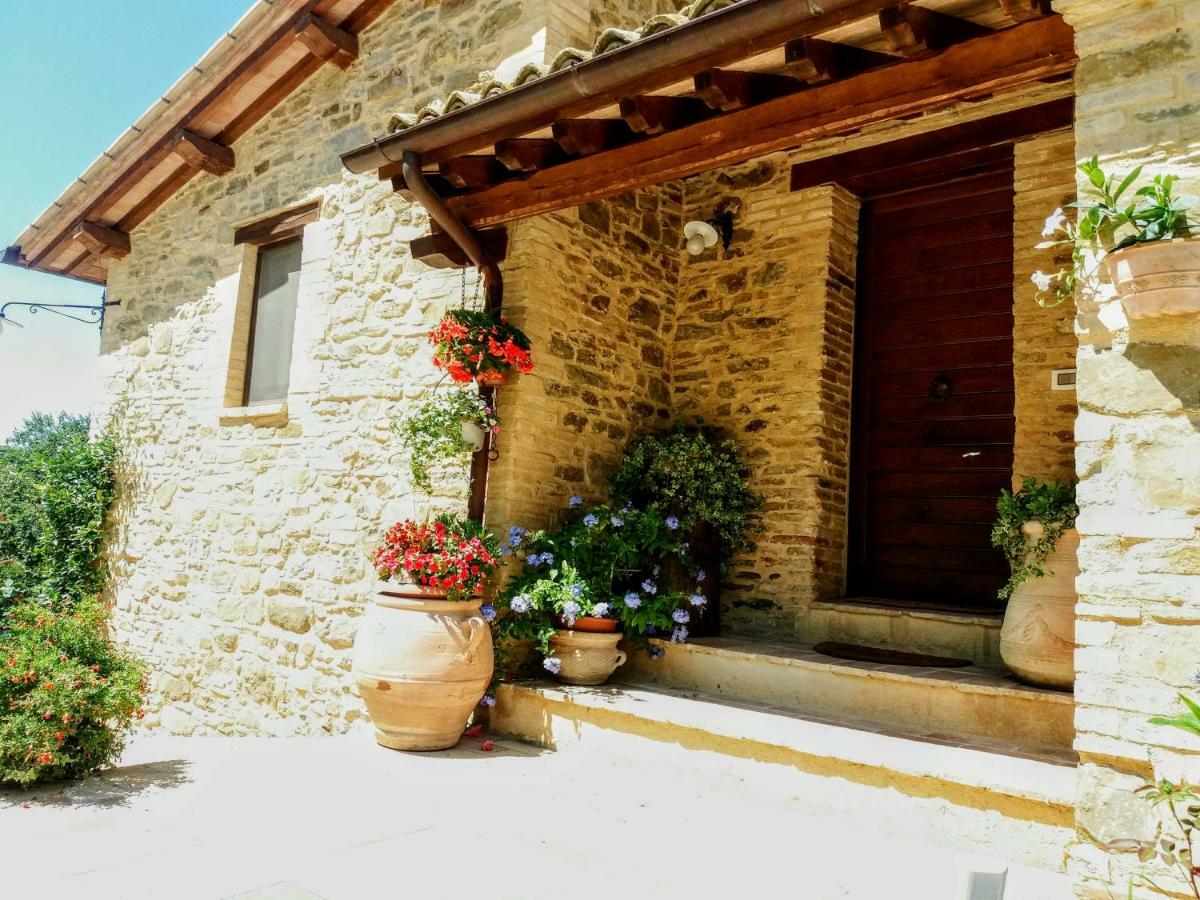 Il Casale Di Fiore Cannara Exterior foto