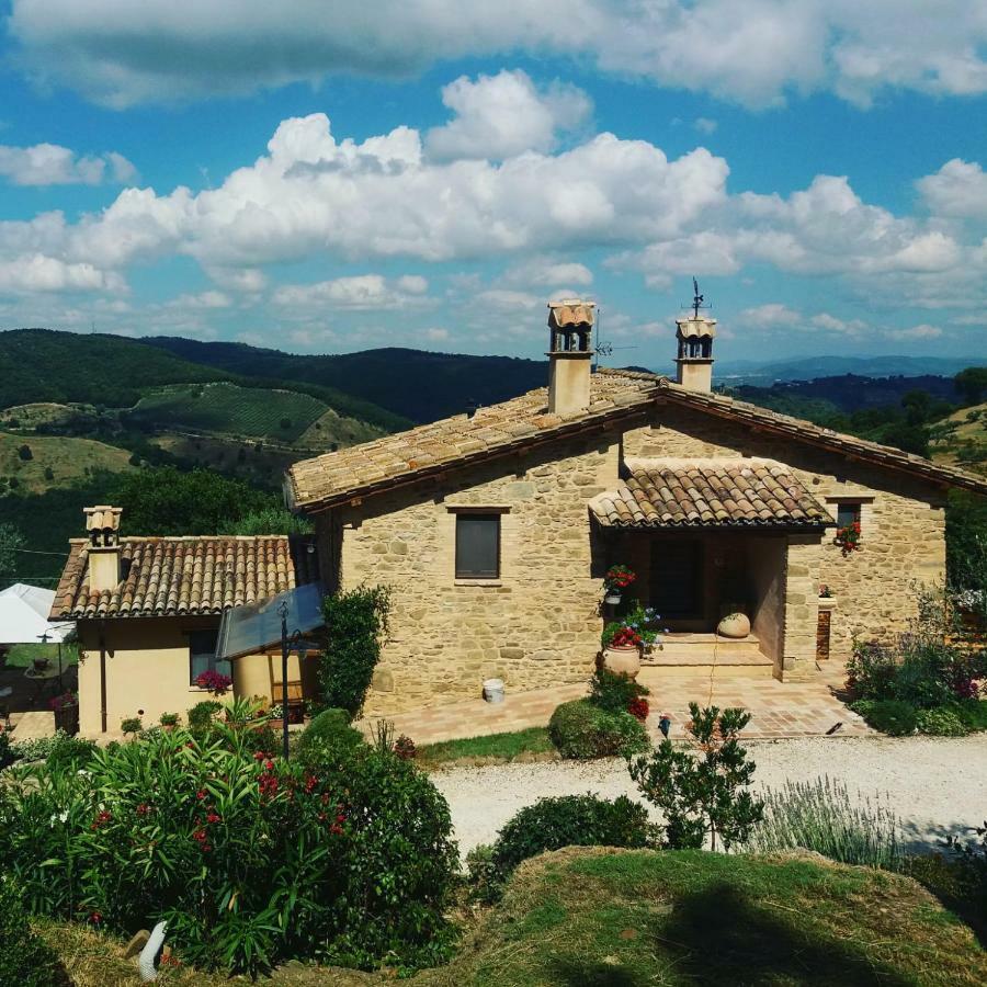 Il Casale Di Fiore Cannara Exterior foto